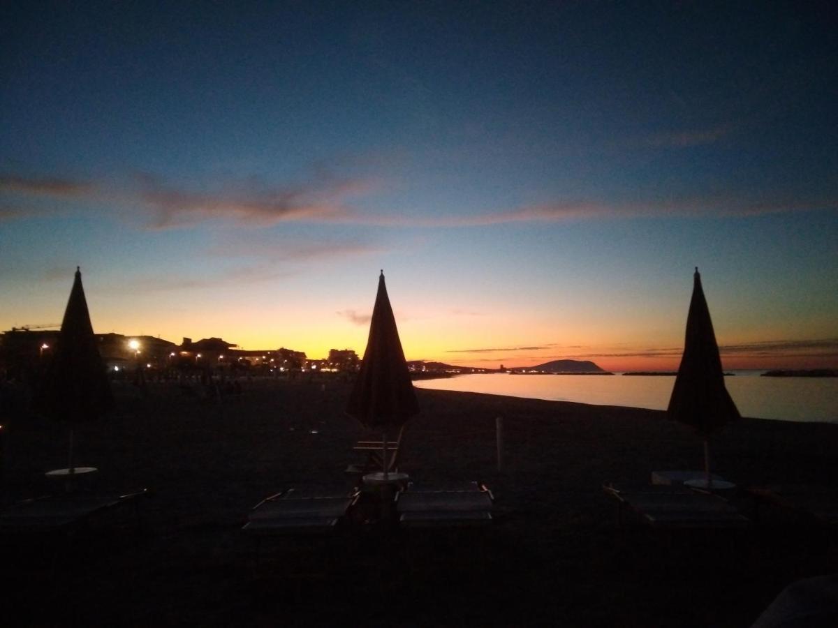 Sea 1 Spa&Wellness チヴィタノーヴァ・マルケ エクステリア 写真