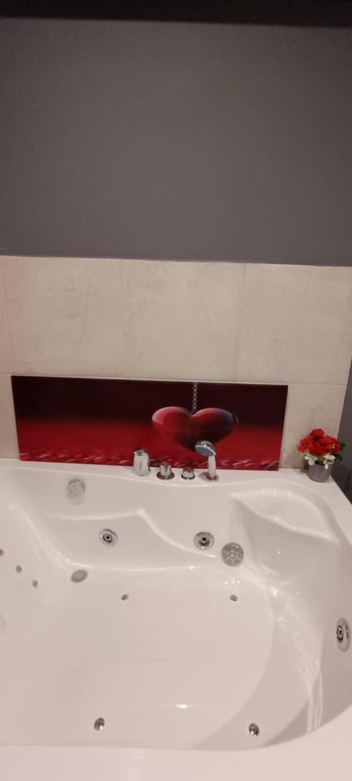 Sea 1 Spa&Wellness チヴィタノーヴァ・マルケ エクステリア 写真